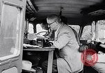 Standbild britische Rover Unternehmen Gas turbine Auto Belgien, 1952, aus Sekunde 36 historischem Filmmaterial Videoclip 65675041447