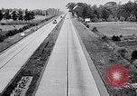 Standbild britische Rover Unternehmen Gas turbine Auto Belgien, 1952, aus Sekunde 46 historischem Filmmaterial Videoclip 65675041447