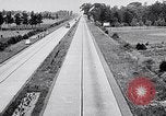 Standbild britische Rover Unternehmen Gas turbine Auto Belgien, 1952, aus Sekunde 52 historischem Filmmaterial Videoclip 65675041447
