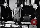 Immagine di Dean Acheson Londra Inghilterra Regno Unito, 1948, secondo 12 filmato di repertorio 65675041449