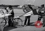 Immagine di Progettato bicicletta Van Nuys California USA, 1937, secondo 27 filmato di repertorio 65675041454