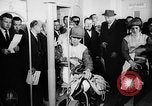 Standbild lady Jockeys Frankreich, 1961, aus Sekunde 8 historischem Filmmaterial Videoclip 65675041461