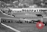 Standbild lady Jockeys Frankreich, 1961, aus Sekunde 19 historischem Filmmaterial Videoclip 65675041461