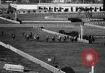 Standbild lady Jockeys Frankreich, 1961, aus Sekunde 23 historischem Filmmaterial Videoclip 65675041461