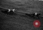 Standbild lady Jockeys Frankreich, 1961, aus Sekunde 60 historischem Filmmaterial Videoclip 65675041461