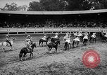 Standbild Charros Mexiko, 1961, aus Sekunde 16 historischem Filmmaterial Videoclip 65675041462