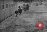 Standbild Charros Mexiko, 1961, aus Sekunde 26 historischem Filmmaterial Videoclip 65675041462