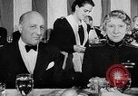 Standbild Evangeline Stand New York City USA, 1946, aus Sekunde 12 historischem Filmmaterial Videoclip 65675041469