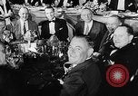Standbild Evangeline Stand New York City USA, 1946, aus Sekunde 16 historischem Filmmaterial Videoclip 65675041469