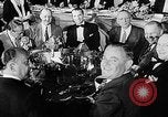 Standbild Evangeline Stand New York City USA, 1946, aus Sekunde 17 historischem Filmmaterial Videoclip 65675041469