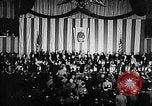 Standbild Evangeline Stand New York City USA, 1946, aus Sekunde 36 historischem Filmmaterial Videoclip 65675041469