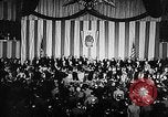 Standbild Evangeline Stand New York City USA, 1946, aus Sekunde 38 historischem Filmmaterial Videoclip 65675041469