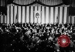 Standbild Evangeline Stand New York City USA, 1946, aus Sekunde 44 historischem Filmmaterial Videoclip 65675041469