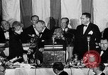 Standbild Evangeline Stand New York City USA, 1946, aus Sekunde 49 historischem Filmmaterial Videoclip 65675041469