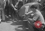 Standbild Rocket angetriebene Rennwagen in Indianapolis Indianapolis Indiana USA, 1946, aus Sekunde 25 historischem Filmmaterial Videoclip 65675041470
