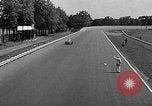 Standbild Rocket angetriebene Rennwagen in Indianapolis Indianapolis Indiana USA, 1946, aus Sekunde 30 historischem Filmmaterial Videoclip 65675041470