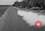 Standbild Rocket angetriebene Rennwagen in Indianapolis Indianapolis Indiana USA, 1946, aus Sekunde 34 historischem Filmmaterial Videoclip 65675041470