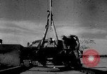 Standbild Rocket powered Sled Muroc California USA, 1948, aus Sekunde 6 historischem Filmmaterial Videoclip 65675041471