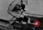 Standbild Rocket powered Sled Muroc California USA, 1948, aus Sekunde 25 historischem Filmmaterial Videoclip 65675041471