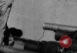 Standbild Rocket powered Sled Muroc California USA, 1948, aus Sekunde 27 historischem Filmmaterial Videoclip 65675041471