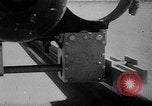 Standbild Rocket powered Sled Muroc California USA, 1948, aus Sekunde 37 historischem Filmmaterial Videoclip 65675041471
