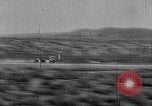 Standbild Rocket powered Sled Muroc California USA, 1948, aus Sekunde 42 historischem Filmmaterial Videoclip 65675041471