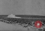 Standbild Rocket powered Sled Muroc California USA, 1948, aus Sekunde 53 historischem Filmmaterial Videoclip 65675041471
