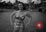 Standbild Pin up Modelle Coral Gables Florida USA, 1948, aus Sekunde 26 historischem Filmmaterial Videoclip 65675041472