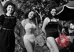 Standbild Pin up Modelle Coral Gables Florida USA, 1948, aus Sekunde 51 historischem Filmmaterial Videoclip 65675041472
