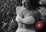 Standbild Pin up Modelle Coral Gables Florida USA, 1948, aus Sekunde 58 historischem Filmmaterial Videoclip 65675041472
