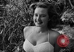 Standbild Pin up Modelle Coral Gables Florida USA, 1948, aus Sekunde 60 historischem Filmmaterial Videoclip 65675041472