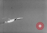 Standbild Rakete Hawthorne California USA, 1956, aus Sekunde 25 historischem Filmmaterial Videoclip 65675041476
