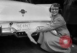 Standbild Chrysler Turbine besonderes Automobil New York City USA, 1956, aus Sekunde 21 historischem Filmmaterial Videoclip 65675041479