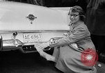 Standbild Chrysler Turbine besonderes Automobil New York City USA, 1956, aus Sekunde 22 historischem Filmmaterial Videoclip 65675041479