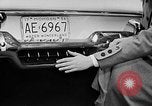 Standbild Chrysler Turbine besonderes Automobil New York City USA, 1956, aus Sekunde 28 historischem Filmmaterial Videoclip 65675041479