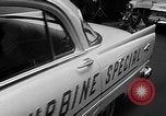 Standbild Chrysler Turbine besonderes Automobil New York City USA, 1956, aus Sekunde 36 historischem Filmmaterial Videoclip 65675041479