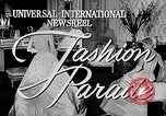 Immagine di Sfilata di moda Italia, 1956, secondo 5 filmato di repertorio 65675041480