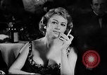 Immagine di Sfilata di moda Italia, 1956, secondo 29 filmato di repertorio 65675041480