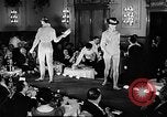 Immagine di Sfilata di moda Italia, 1956, secondo 41 filmato di repertorio 65675041480