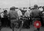 Standbild französische Truppen Haiphong Vietnam, 1955, aus Sekunde 61 historischem Filmmaterial Videoclip 65675041482
