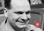 Standbild Corporal Fox Berlin West Deutschland, 1955, aus Sekunde 35 historischem Filmmaterial Videoclip 65675041487