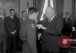 Standbild Präsident Eisenhower Washington DC USA, 1954, aus Sekunde 12 historischem Filmmaterial Videoclip 65675041489