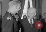 Standbild Präsident Eisenhower Washington DC USA, 1954, aus Sekunde 18 historischem Filmmaterial Videoclip 65675041489