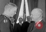 Standbild Präsident Eisenhower Washington DC USA, 1954, aus Sekunde 21 historischem Filmmaterial Videoclip 65675041489