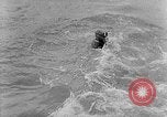 Standbild Frogmen Rhein Frankreich, 1954, aus Sekunde 7 historischem Filmmaterial Videoclip 65675041491