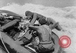 Standbild Frogmen Rhein Frankreich, 1954, aus Sekunde 26 historischem Filmmaterial Videoclip 65675041491