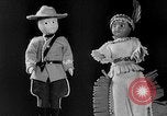 Standbild Internationale doll anzeigen Italien, 1954, aus Sekunde 32 historischem Filmmaterial Videoclip 65675041492