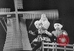 Standbild Internationale doll anzeigen Italien, 1954, aus Sekunde 41 historischem Filmmaterial Videoclip 65675041492