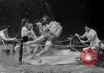 Immagine di Boxe subacquea Silver Springs Florida USA, 1954, secondo 10 filmato di repertorio 65675041495