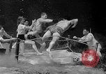 Immagine di Boxe subacquea Silver Springs Florida USA, 1954, secondo 11 filmato di repertorio 65675041495